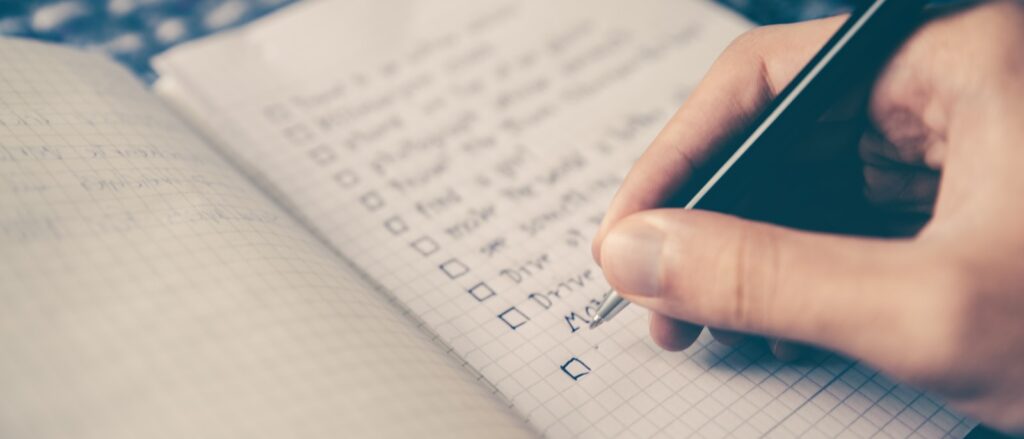 How to write an AI policy for your company (with a working structure)