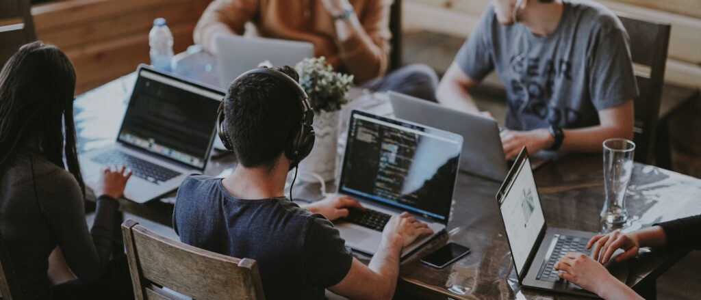7 common AI mistakes companies make when starting out (and the fixes)